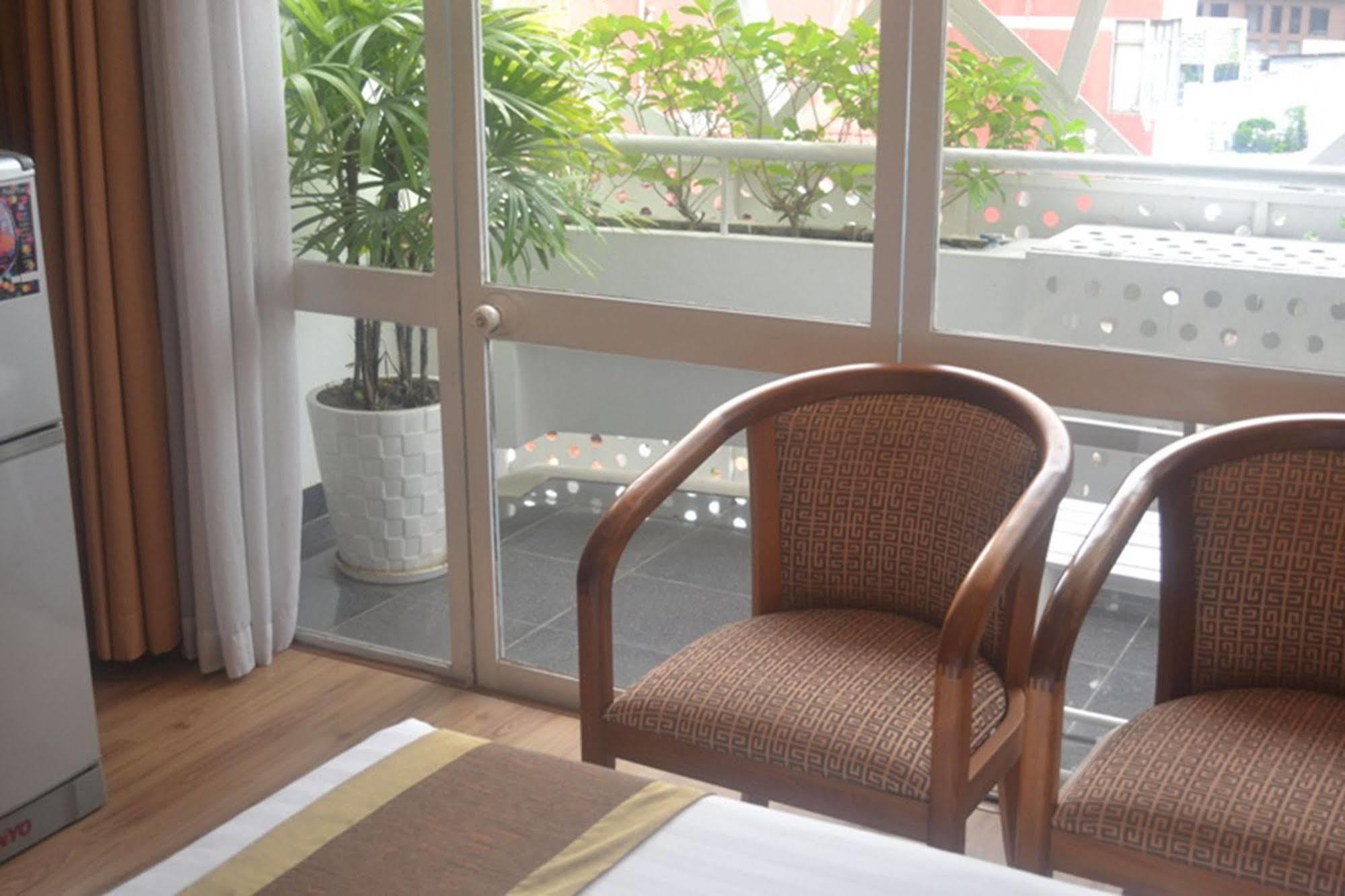 Saigon River Boutique Hotel Хошимин Екстериор снимка