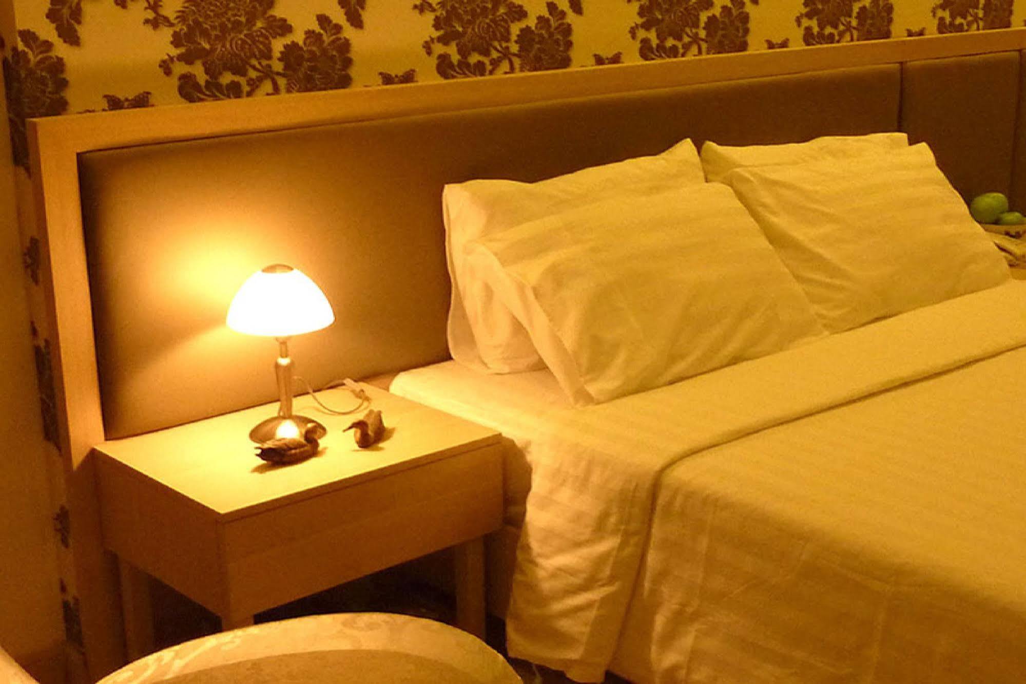 Saigon River Boutique Hotel Хошимин Екстериор снимка